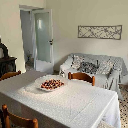 Villa Il Giardino Delle Rose Avezzano Esterno foto